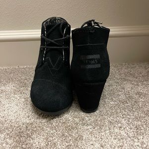 TOMS Wedges Black Booties